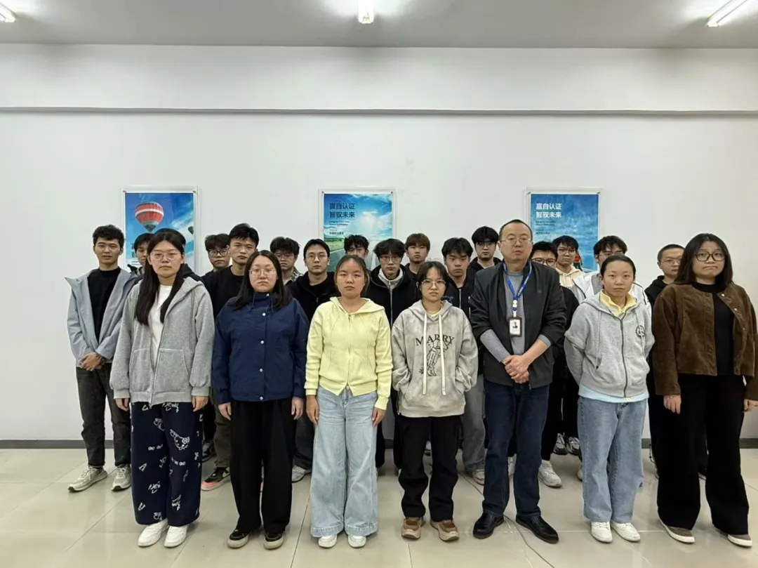 【近期結(jié)班留影】時(shí)光會(huì)定格此刻，但夢想永